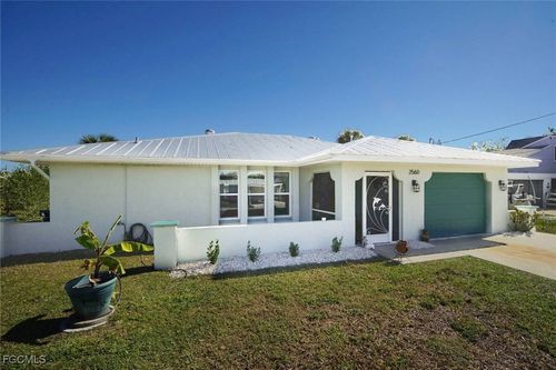 2560 Rose Ave, St. James City, FL, 33956-2159 | Card Image