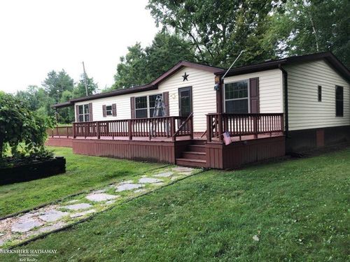 3747 Freiburger Rd, Snover, MI, 48472-9388 | Card Image