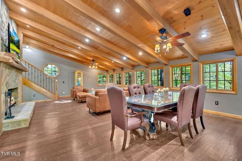 2713 Country Club Rd, Big Stone Gap, VA, 24219-4145 | Card Image