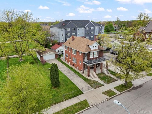 1423 Lakewood Street, Detroit, MI, 48215 | Card Image