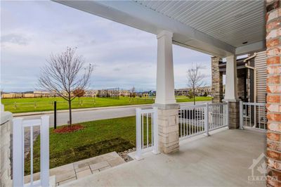 910 Pl Rubicon, House other with 4 bedrooms, 3 bathrooms and 4 parking in Ottawa ON | Image 3