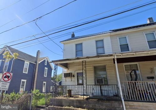 422 State St, ENOLA, PA, 17025-3032 | Card Image