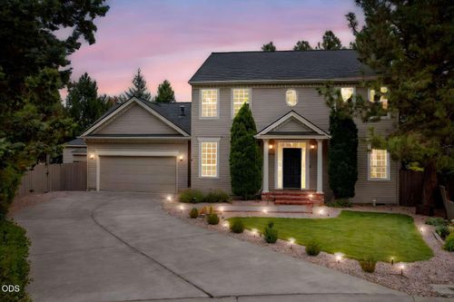1044 Se Baywood Ct, Bend, OR, 97702-2388 | Card Image