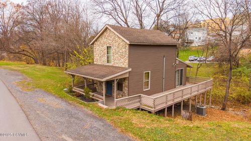 1009 Railroad St, Danville, PA, 17821-1874 | Card Image