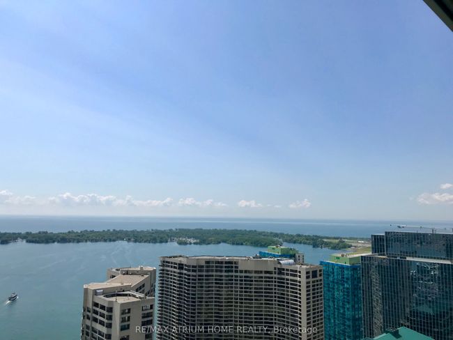 4905 - 33 Bay St, Condo with 3 bedrooms, 2 bathrooms and 1 parking in Toronto ON | Image 16
