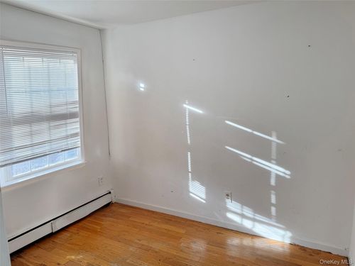 314 S 1st Ave, Mount Vernon, NY, 10550-4204 | Card Image