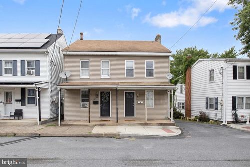 521 1/2 Market St, NEW CUMBERLAND, PA, 17070-1943 | Card Image