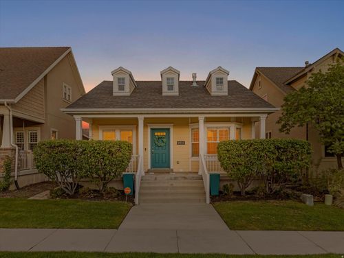10234 S Oquirrh Lake Rd, South Jordan, UT, 84009-5743 | Card Image