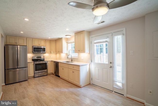 1567 Bennington Woods Ct, Townhouse with 3 bedrooms, 2 bathrooms and null parking in RESTON VA | Image 15