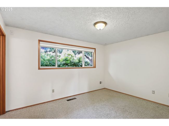 2335 5 Th St, House other with 3 bedrooms, 2 bathrooms and 2 parking in Columbia City OR | Image 18