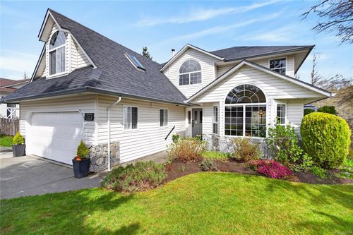 1731 Valley View Dr, Courtenay, BC, V9N9A8 | Card Image