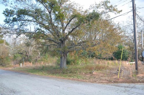 308 Oak Dr, Iva, SC, 29655-8223 | Card Image