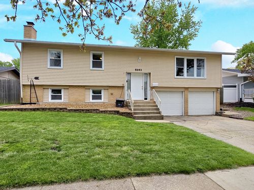 6043 El Morro Ln, Oak Forest, IL, 60452-1805 | Card Image