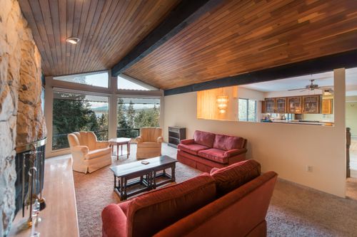 8846 Redrooffs Rd, Halfmoon Bay, BC, V7Z1B2 | Card Image