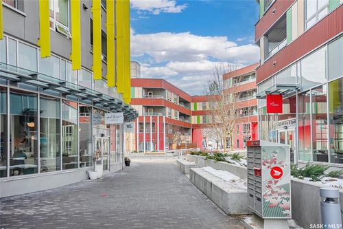 325-404 Av C S, Saskatoon, SK, S7M5M9 | Card Image