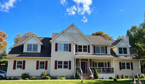 3 Cleveland Street, Smithtown, NY, 11767 | Card Image