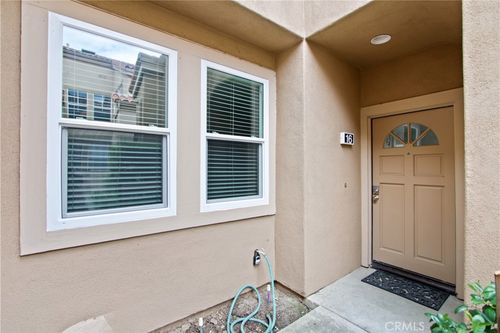 16 Magellan Aisle, Irvine, CA, 92620-5717 | Card Image