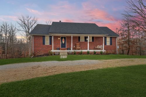 2323 Nubbin Ridge Rd, Dickson, TN, 37055-5215 | Card Image