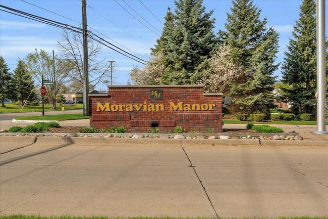 14222 Moravian Manor Cir, Condo with 2 bedrooms, 2 bathrooms and null parking in Sterling Heights MI | Image 24