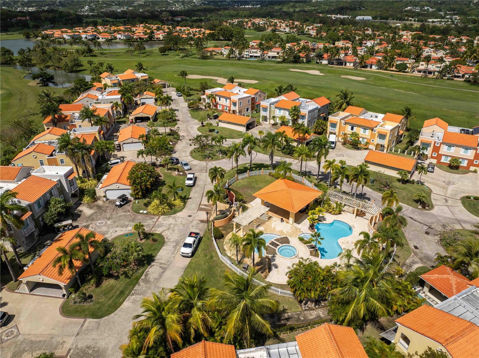 Residential en venta en HUMACAO, 12 FLAMBOYAN GREENS, 2745 m²