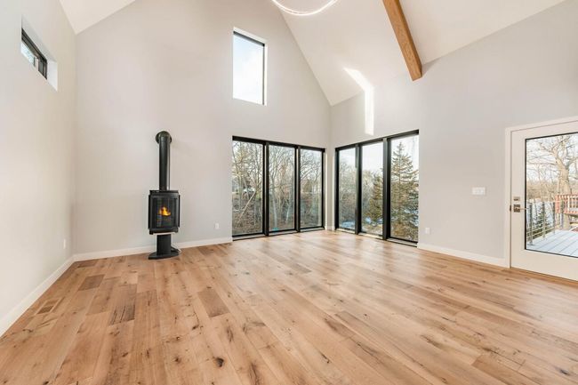 N53W34235 Road Q, House other with 4 bedrooms, 3 bathrooms and null parking in Okauchee WI | Image 36