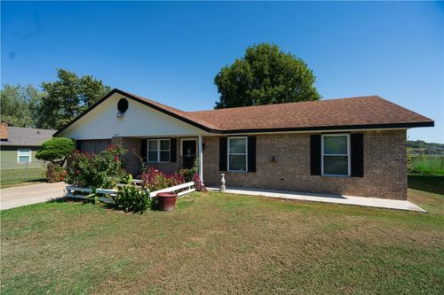 1817 Green Acres Circle, Springdale, AR, 72764 | Card Image