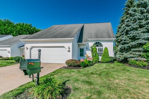 47-502 Jonquil Ln, Madison, OH, 44057-3169 | Card Image
