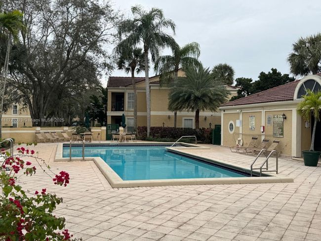 APT-111 - 995 Riverside Dr, Condo with 2 bedrooms, 2 bathrooms and null parking in Coral Springs FL | Image 21
