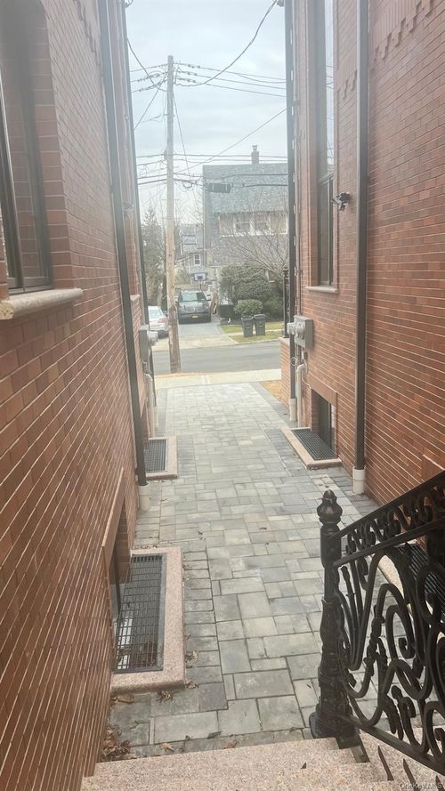 3520 215th Pl, Bayside, NY, 11361-1726 | Card Image