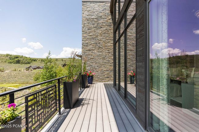 6379 Golden Bear Loop W, Home with 4 bedrooms, 5 bathrooms and null parking in Park City UT | Image 7