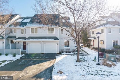 125 W Thomas Ct, KENNETT SQUARE, PA, 19348-1851 | Card Image