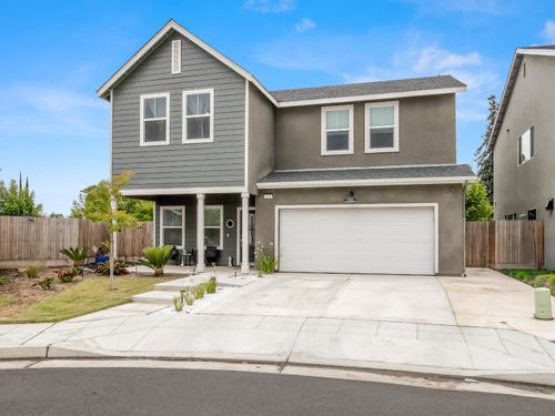 479 S Filbert Ave, Fresno, CA, 93727-6870 | Card Image