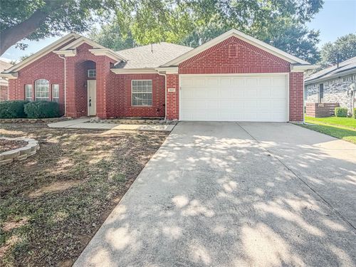 1507 Nightingale Ln, Corinth, TX, 76210-3101 | Card Image