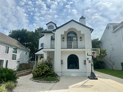728 Surfside Avenue, Virginia Beach, VA, 23451 | Card Image