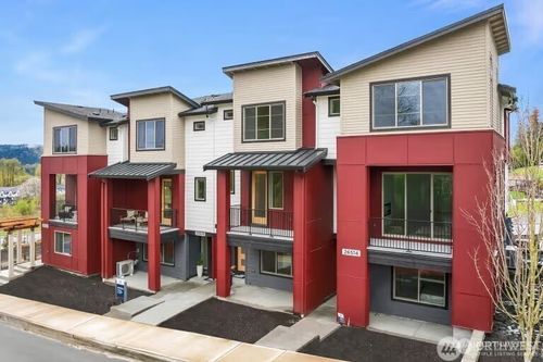 49-g-26562 Ne 143rd St, Duvall, WA, 98019-8671 | Card Image