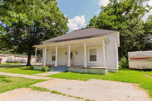 628 E 2nd St, Stuttgart, AR, 72160-3740 | Card Image