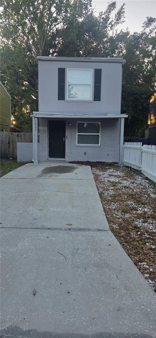 10225 N Ojus Dr, TAMPA, FL, 33617-3933 | Card Image