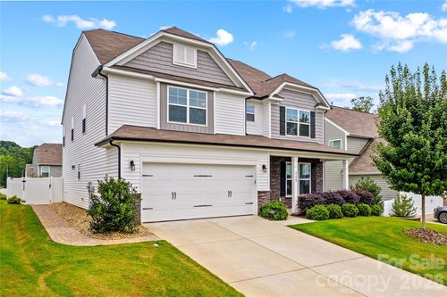 60-117 Farrier Ln, Statesville, NC, 28677-9615 | Card Image