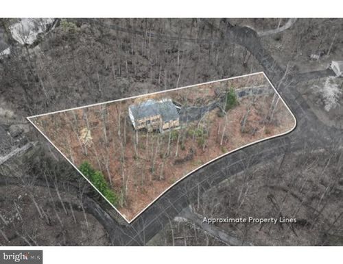 600 Rocky Dr, BOILING SPRINGS, PA, 17007-9641 | Card Image