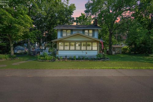 528 E 4th St, Lakeside, OH, 43440-1603 | Card Image