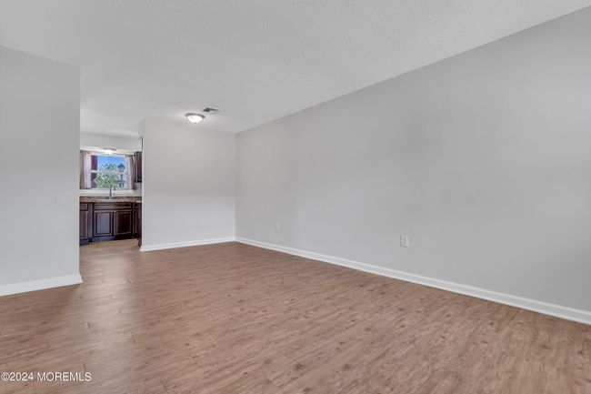 19 S Seas Ct, Condo with 2 bedrooms, 2 bathrooms and null parking in Barnegat NJ | Image 7