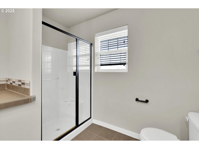 385 Sw Mitchum Ter, House other with 3 bedrooms, 3 bathrooms and 2 parking in Beaverton OR | Image 16