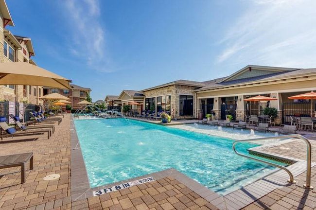 APT-4202 - 4689 Mustang Pkwy, Condo with 1 bedrooms, 1 bathrooms and null parking in Carrollton TX | Image 27