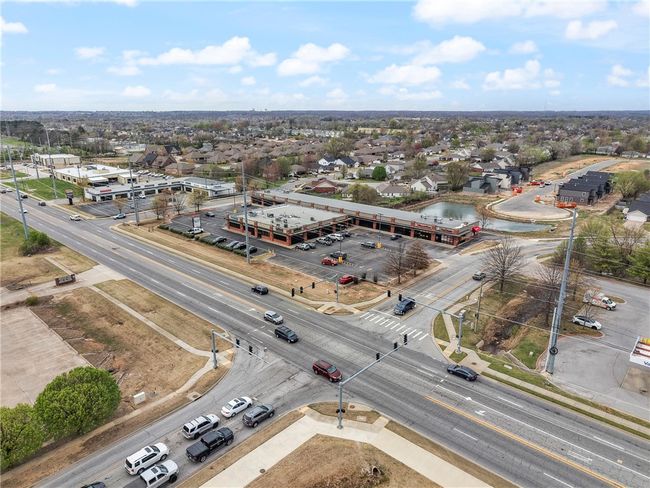 STE-8 - 2502 Sw 14 Th St, Home with 0 bedrooms, 0 bathrooms and 98 parking in Bentonville AR | Image 15