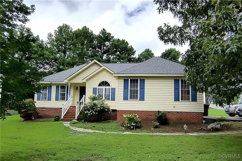 13830 Kentwood Forest Dr, Chester, VA, 23831-8021 | Card Image