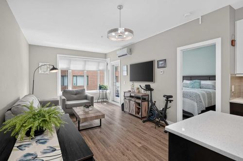 309-1720 10 St Sw, Calgary, AB, T2T3E8 | Card Image