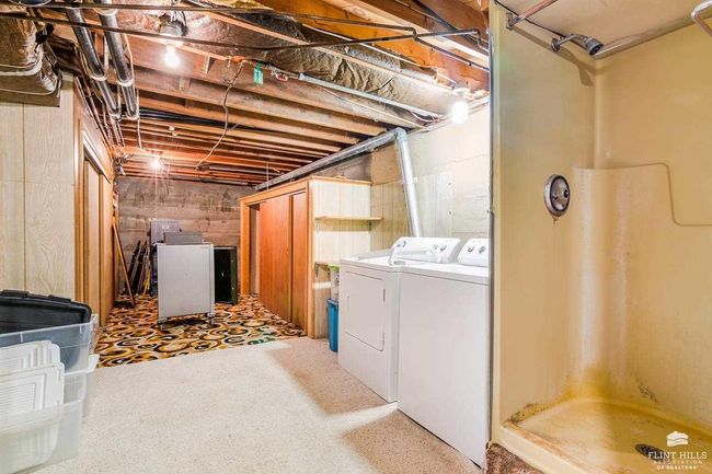 1505 Grandview Dr, House other with 3 bedrooms, 2 bathrooms and null parking in Wamego KS | Image 19