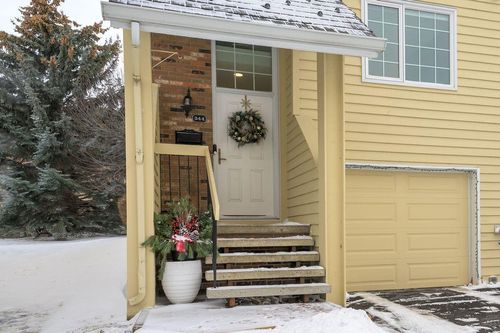 344 Point Mckay Gdns Nw, Calgary, AB, T3B4V8 | Card Image