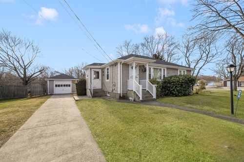 575 Shirley Ave, Somerset, MA, 02725-2019 | Card Image