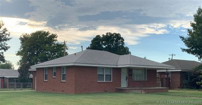 452 S 76th East Avenue, House other with 3 bedrooms, 1 bathrooms and null parking in Tulsa OK | Image 1